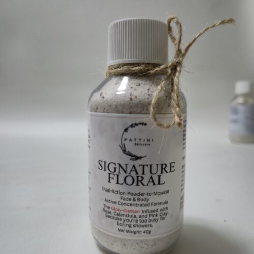 SFP2F40 Signature Floral Powder to Mousse Face & Body 1inbackgroun